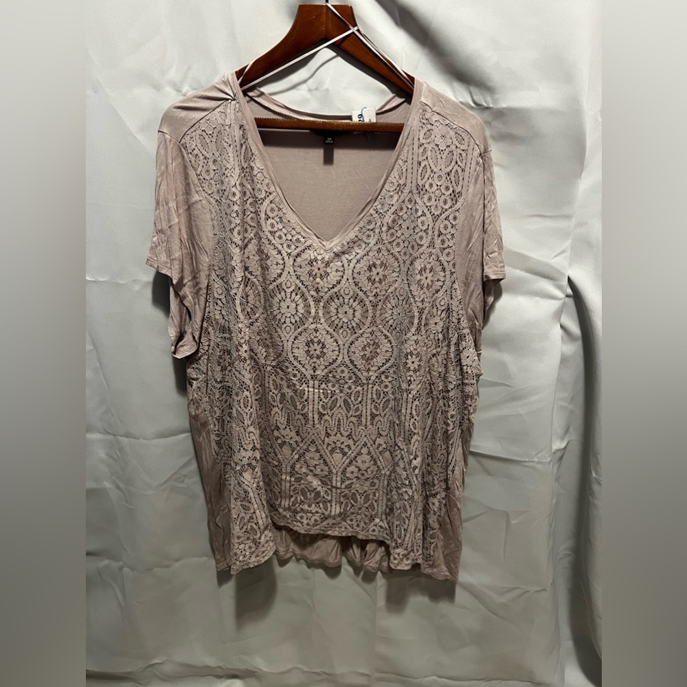 (129) Simply Vera VERA WANG plus size short sleeve blouse